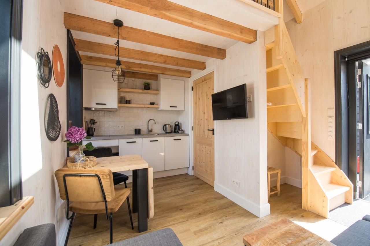 Luxury Chalets Моникендам Екстериор снимка