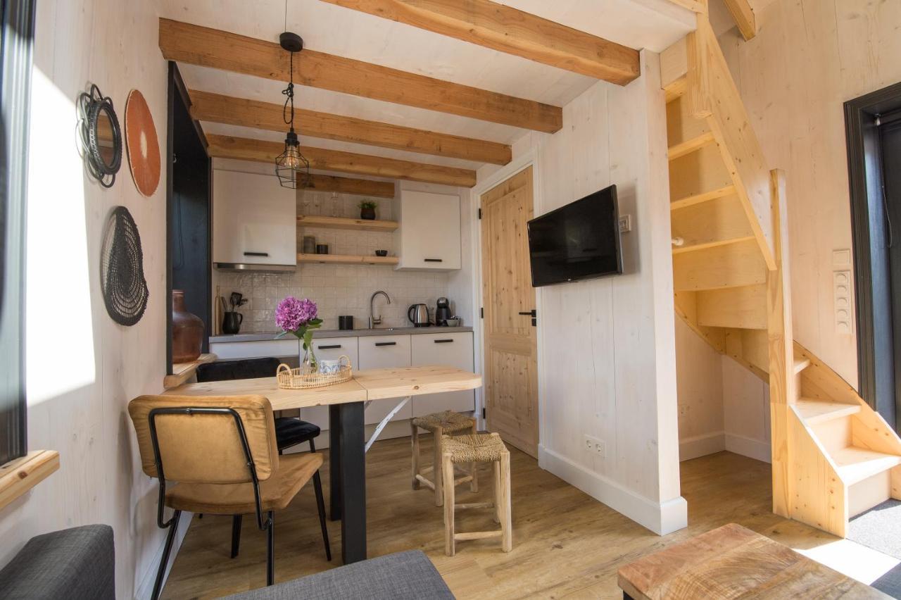 Luxury Chalets Моникендам Екстериор снимка