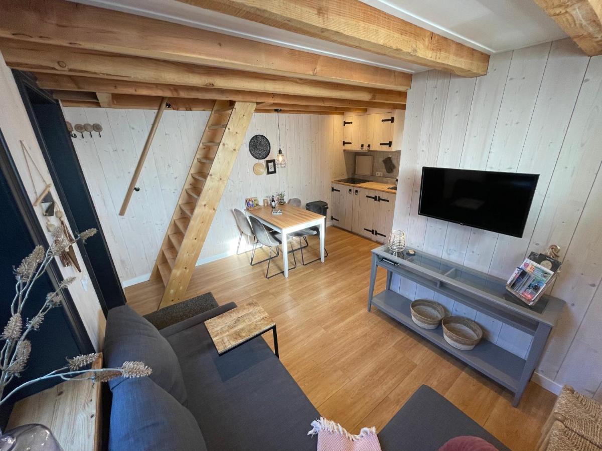 Luxury Chalets Моникендам Екстериор снимка