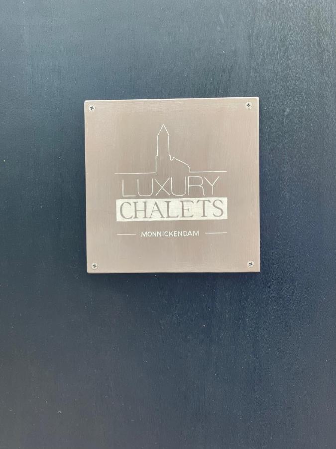 Luxury Chalets Моникендам Екстериор снимка